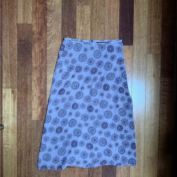 VINTAGE | Purple Y2K-era purple paisley floral mandala print skirt size 5/6 - Picture 2 of 5